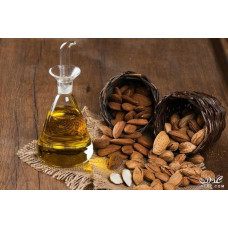 Масло миндальное из очищенного миндаля, сыродавленное, деревянный пресс